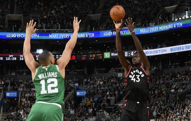  西亚卡姆31分猛龙终结凯尔特人八连胜  